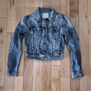 Talula Women's Size XS Washed Blue Cropped Denim Jacket
